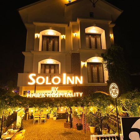 Solo Inn By Hawk Hospitality Kochi Bagian luar foto